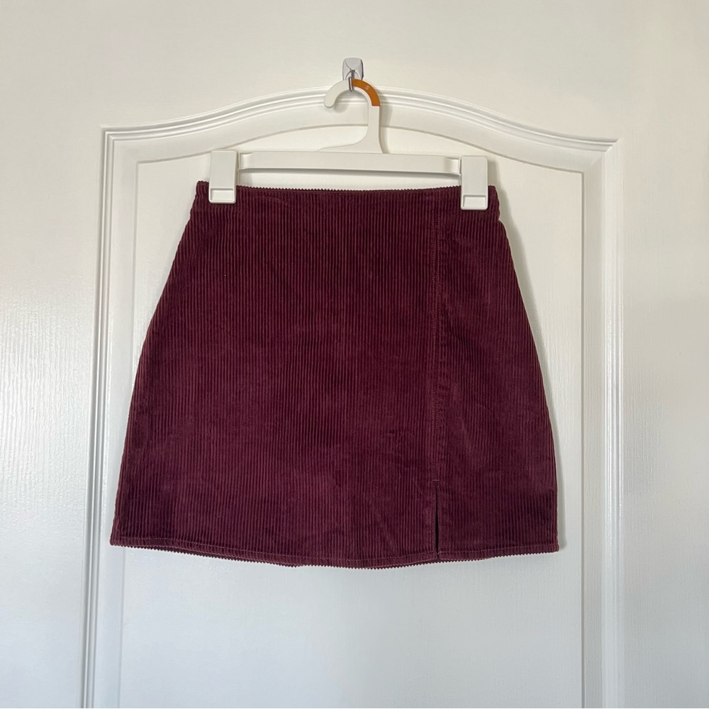 ♡ NWT ♡ Hollister Burgundy Corduroy Mini Skirt